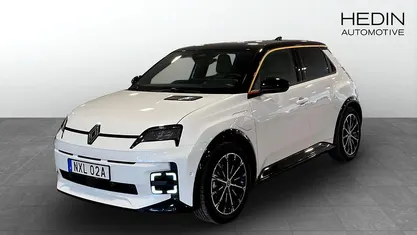 Begagnad Renault R5 Iconic 110 kW (150 HK) 2025 Vit Halvkombi