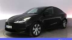 Svart Begagnad 2023 Tesla Model Y Long Range SUV | 397 900 kr (Superpris)