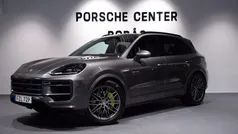 Grå (grey) Ny 2025 Porsche Cayenne SUV | 1 529 500 kr (Bra pris)