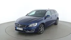 Blå Begagnad 2015 Volvo V60 Momentum Kombi | 159 000 kr (Marknadspris)