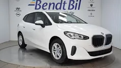 Vit Ny 2024 BMW 225 M Sport Halvkombi | 479 500 kr (Marknadspris)