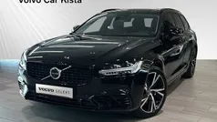 Svart Begagnad 2022 Volvo V90 Ultimate Kombi | 479 900 kr (Superpris)