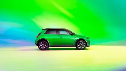 Ny Renault R5 Techno 110 kW (150 HK) 2025 Vit Halvkombi