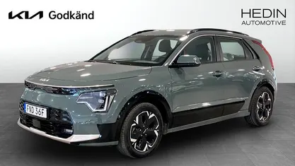 Grön (black) Begagnad 2022 Kia e-Niro SUV | 309 900 kr (Marknadspris)