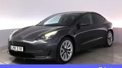 Grå Begagnad 2022 Tesla Model 3 Long Range Sedan | 358 900 kr (Marknadspris)