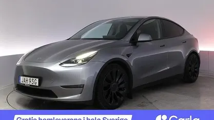 Grå Begagnad 2023 Tesla Model Y Performance SUV | 409 990 kr (Marknadspris)