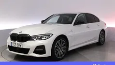 Vit Begagnad 2020 BMW 330e M Sport Sedan | 338 900 kr (Marknadspris)