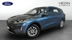 Blå (blue) Begagnad 2022 Ford Kuga Titanium SUV | 269 900 kr (Marknadspris)