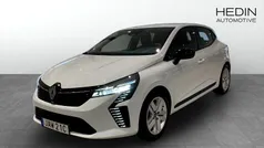 Vit (white) Begagnad 2024 Renault Clio V Halvkombi | 234 900 kr (Marknadspris)