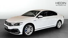 Vit (white) Begagnad 2019 VW Passat GTE Sedan | 229 900 kr (Marknadspris)