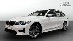 Begagnad 2022 BMW 330e Sport Line Kombi | 318 700 kr (Superpris)
