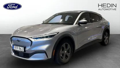 Silver Begagnad 2022 Ford Mustang Mach-E Standard Range SUV | 364 900 kr (Marknadspris)