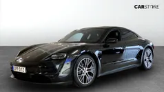 Svart Begagnad 2022 Porsche Taycan Sedan | 619 900 kr (Bra pris)