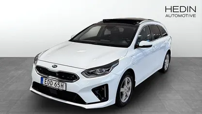 Begagnad Kia Ceed Advance 105 HK (77 kW) 2020 Halvkombi