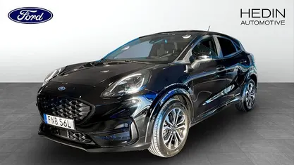 Svart Begagnad 2022 Ford Puma ST-Line SUV | 209 000 kr (Marknadspris)