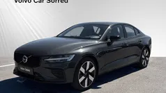 Grå Begagnad 2024 Volvo S60 Ultimate Sedan | 528 900 kr (Marknadspris)