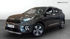 Grå (grey) Begagnad 2022 Kia Niro 2 SUV | 259 900 kr (Marknadspris)