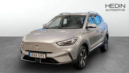 Begagnad MG ZS Comfort 115 kW (157 HK) 2023 Grå (grey) Sedan