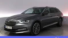 Grå Begagnad 2022 Skoda Superb Business Line Kombi | 361 900 kr (Marknadspris)