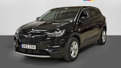 Svart Begagnad 2020 Opel Grandland X SUV | 219 600 kr (Bra pris)