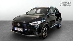 Svart (black) Begagnad 2022 MG ZS Comfort Sedan | 234 900 kr (Marknadspris)