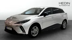 Begagnad 2023 MG MG4 EV Luxury Halvkombi | 294 900 kr (Marknadspris)