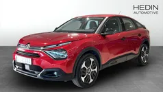 Röd (red) Begagnad 2021 Citroën C4 PureTech Halvkombi | 169 900 kr (Marknadspris)