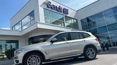 Grå Begagnad 2019 BMW X3 xLine SUV | 399 500 kr (Marknadspris)