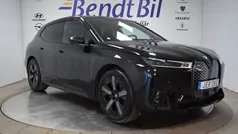Svart Begagnad 2022 BMW iX Sport Line SUV | 439 500 kr (Marknadspris)