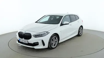Vit Begagnad 2020 BMW 118 M Sport Halvkombi | 259 000 kr (Marknadspris)