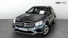 Grå Begagnad 2016 Mercedes GLC220 SUV | 219 900 kr (Bra pris)