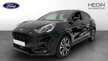 Svart (black) Begagnad 2022 Ford Puma ST-Line SUV | 224 900 kr (Marknadspris)