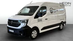 Grå Ny 2025 Renault Master Van | 477 100 kr