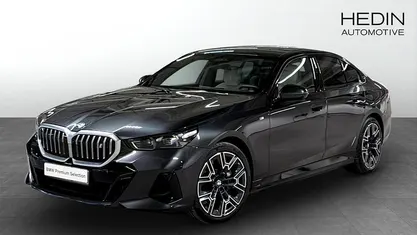 Begagnad BMW i5 M Sport 292 kW (398 HK) 2025 Grå Sedan