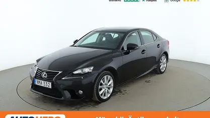 Svart Begagnad 2014 Lexus IS300h Executive Line Sedan | 149 000 kr (Bra pris)