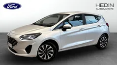 Grå (silver) Begagnad 2022 Ford Fiesta Titanium Halvkombi | 169 900 kr (Marknadspris)
