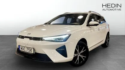 Vit Begagnad 2022 MG MG5 EV Kombi | 204 900 kr (Marknadspris)