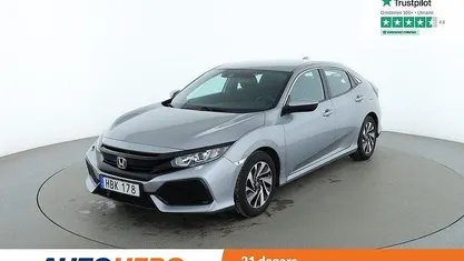Silver Begagnad 2017 Honda Civic Halvkombi | 143 000 kr (Marknadspris)