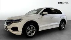 Vit (white) Begagnad 2019 VW Touareg Executive SUV | 389 900 kr (Superpris)