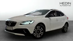 Begagnad 2016 Volvo V40 CC Momentum Kombi | 154 900 kr (Marknadspris)