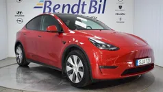 Röd Begagnad 2022 Tesla Model Y Long Range SUV | 454 800 kr (Marknadspris)