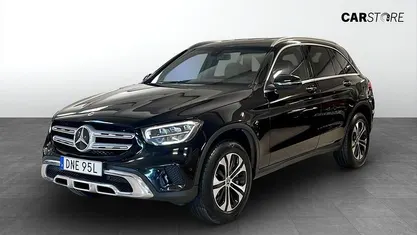 Begagnad Mercedes GLC300e 306 HK (225 kW) 2022 Svart SUV