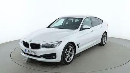 Vit Begagnad 2017 BMW 320 Gran Turismo Sport Line Sedan | 207 000 kr (Marknadspris)