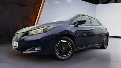 Svart Begagnad 2022 Nissan Leaf Acenta Halvkombi | 2 495 kr