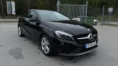 Svart Begagnad 2016 Mercedes A200 Halvkombi | 169 900 kr (Marknadspris)