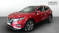 Röd metallic Begagnad 2017 Nissan Qashqai N-Connecta SUV | 139 900 kr (Marknadspris)
