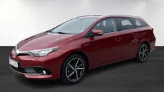 Begagnad 2017 Toyota Auris Hybrid Kombi | 189 800 kr (Marknadspris)