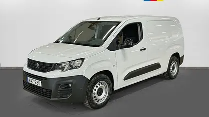 Begagnad Peugeot E-Partner 100 kW (136 HK) 2023 Minibuss