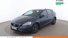 Mörkblå (blå) Begagnad 2016 Volvo V40 Momentum Kombi | 161 000 kr (Marknadspris)