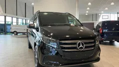 Svart Ny 2024 Mercedes Vito Minibuss | 545 900 kr